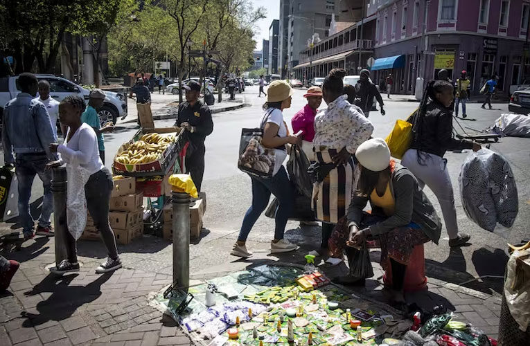 Johannesburg’s informal traders face abuse: the city’s ‘world class’ aspirations create hostility towards them